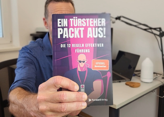 Zum Artikel - Rezension Führung neu gedacht – mit klarer Kante und Praxisbezug